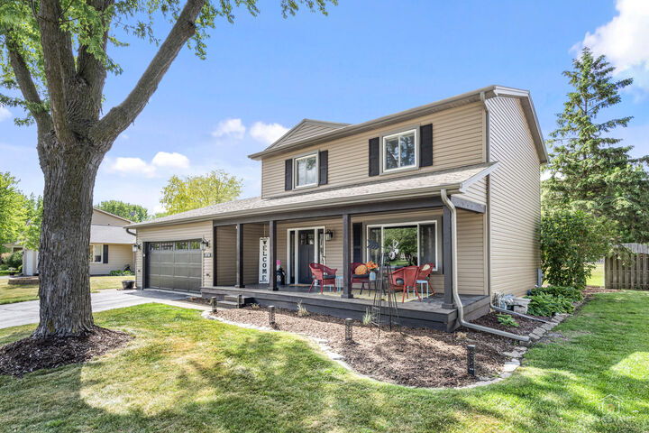 Property Photo:  11716 Davey Drive  IL 60142 