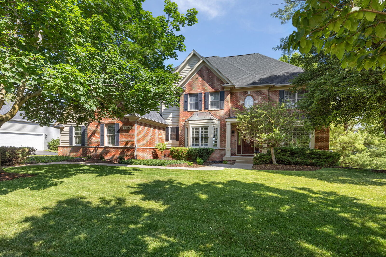 Property Photo:  40W082 Fox Mill Boulevard  IL 60175 