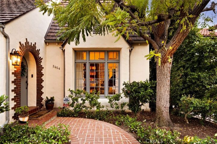 Property Photo:  2454 Ridgeway  CA 91108 