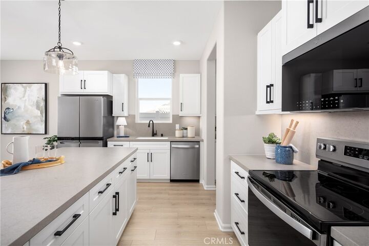 Property Photo: 30661 Albiflora Way CA 92596