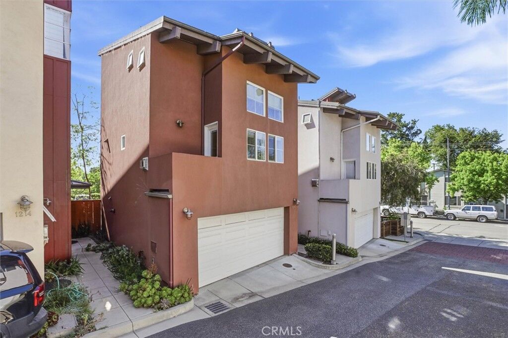 Property Photo:  1216 Southwood Drive  CA 93401 