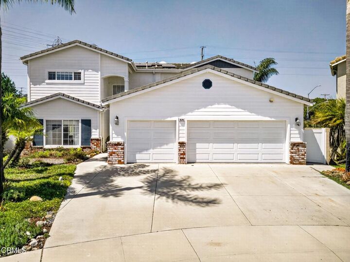Property Photo:  424 Roosevelt Court  CA 93003 
