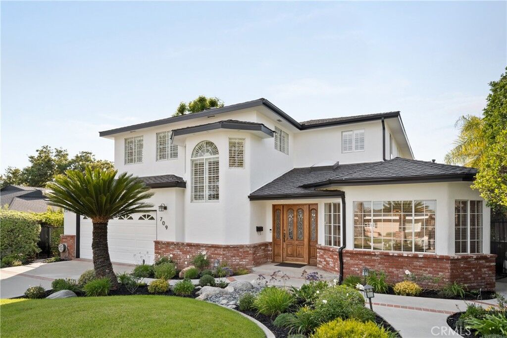 Property Photo:  709 Rim  CA 91107 