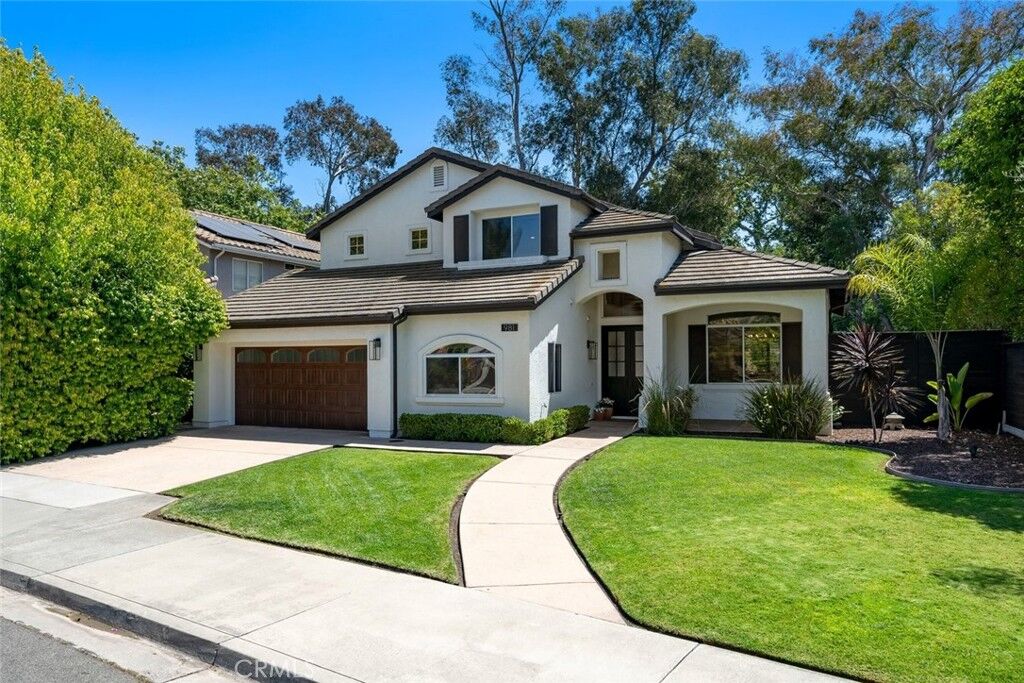 Property Photo: 981 Goldenrod Lane CA 93401