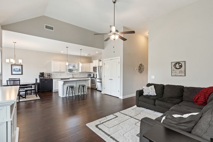 Property Photo:  5905 Covent Ln  TN 37167 