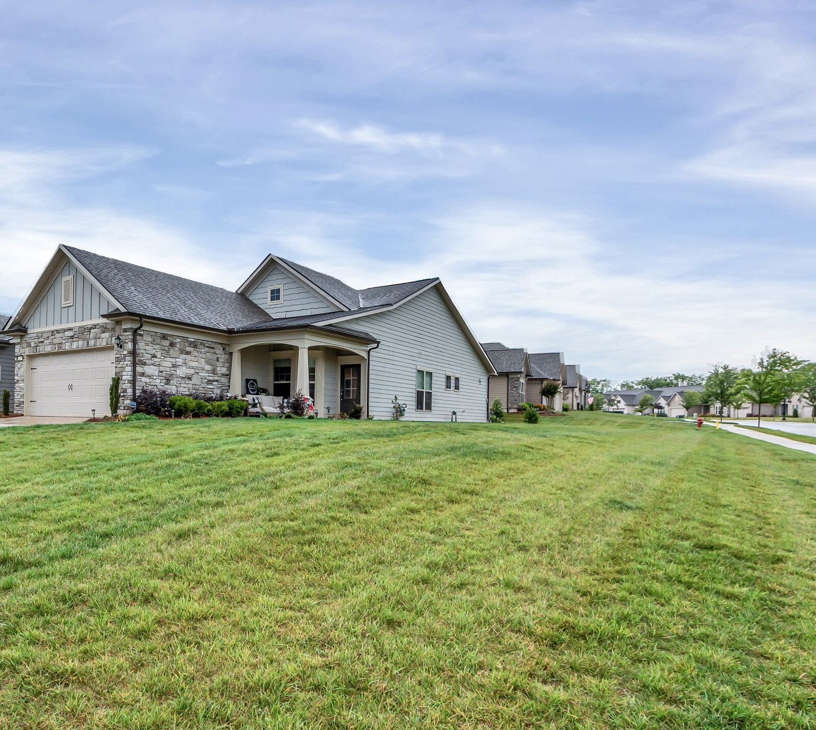 Property Photo:  4007 Scott Ct  TN 37174 