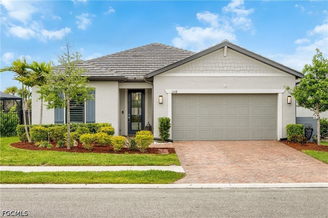 Property Photo:  3692 Passion Vine Drive  FL 33920 