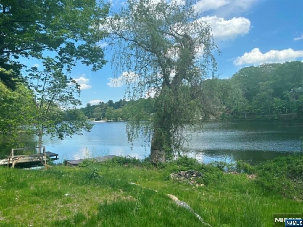 Property Photo: 77 Goldfinch Lane NJ 07421