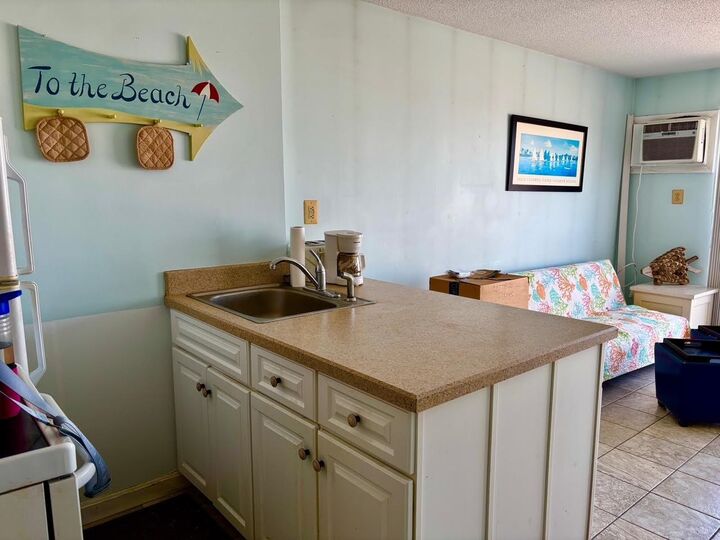 Property Photo:  933 Ocean Boulevard  NH 03842 