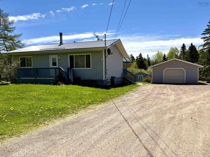 500 242 Highway — photo 1