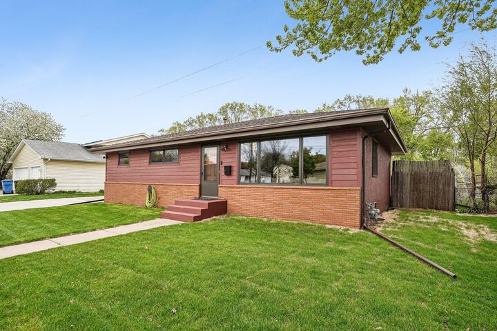 Property Photo: 1208 36 1/2 Avenue NE MN 55418