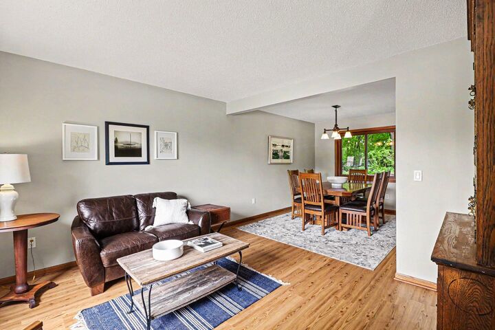 Property Photo: 2714 Shadow Wood Court MN 55318