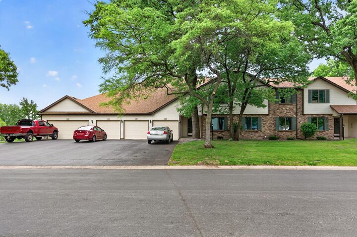 Property Photo:  2638 Lake Court Drive 30  MN 55112 