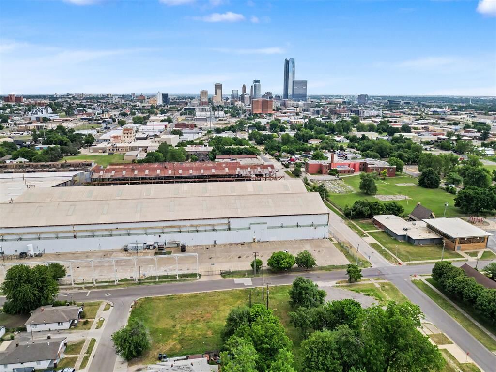 Property Photo:  1513 NW 4th Street  OK 73106 