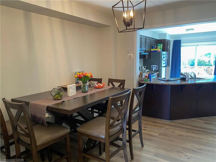 Property Photo:  39 Glenvista Drive  ON N2R 0E4 
