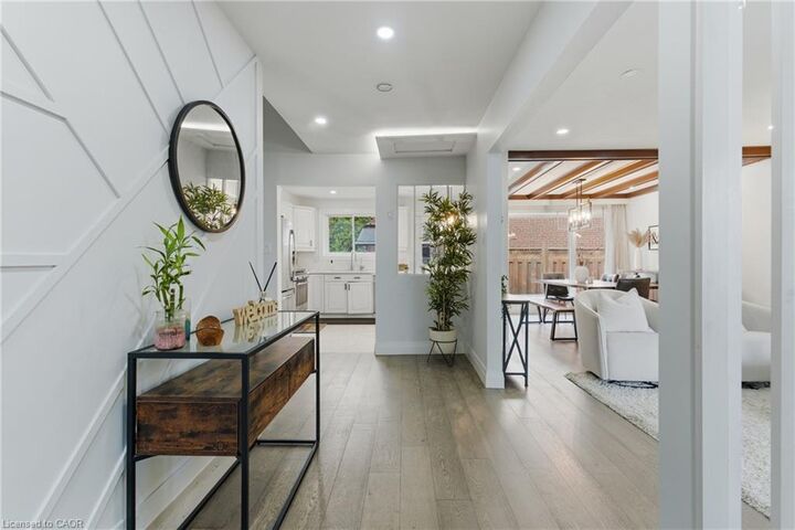 Property Photo:  197 Burbank Street  ON L7J 1S9 