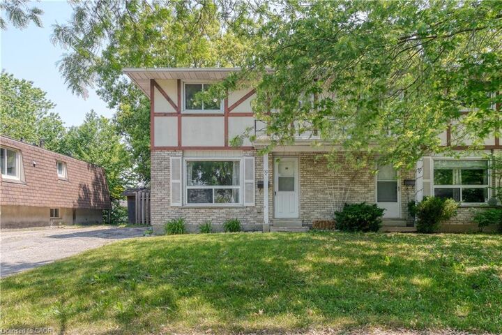 Property Photo:  30 Amos Avenue A  ON N2L 5G3 