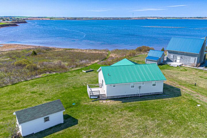 Property Photo: 212 Basinview Crescent PE C0B 1M0