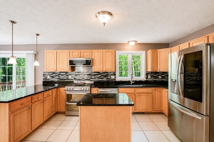 Property Photo: 6 Loon Road MA 01475