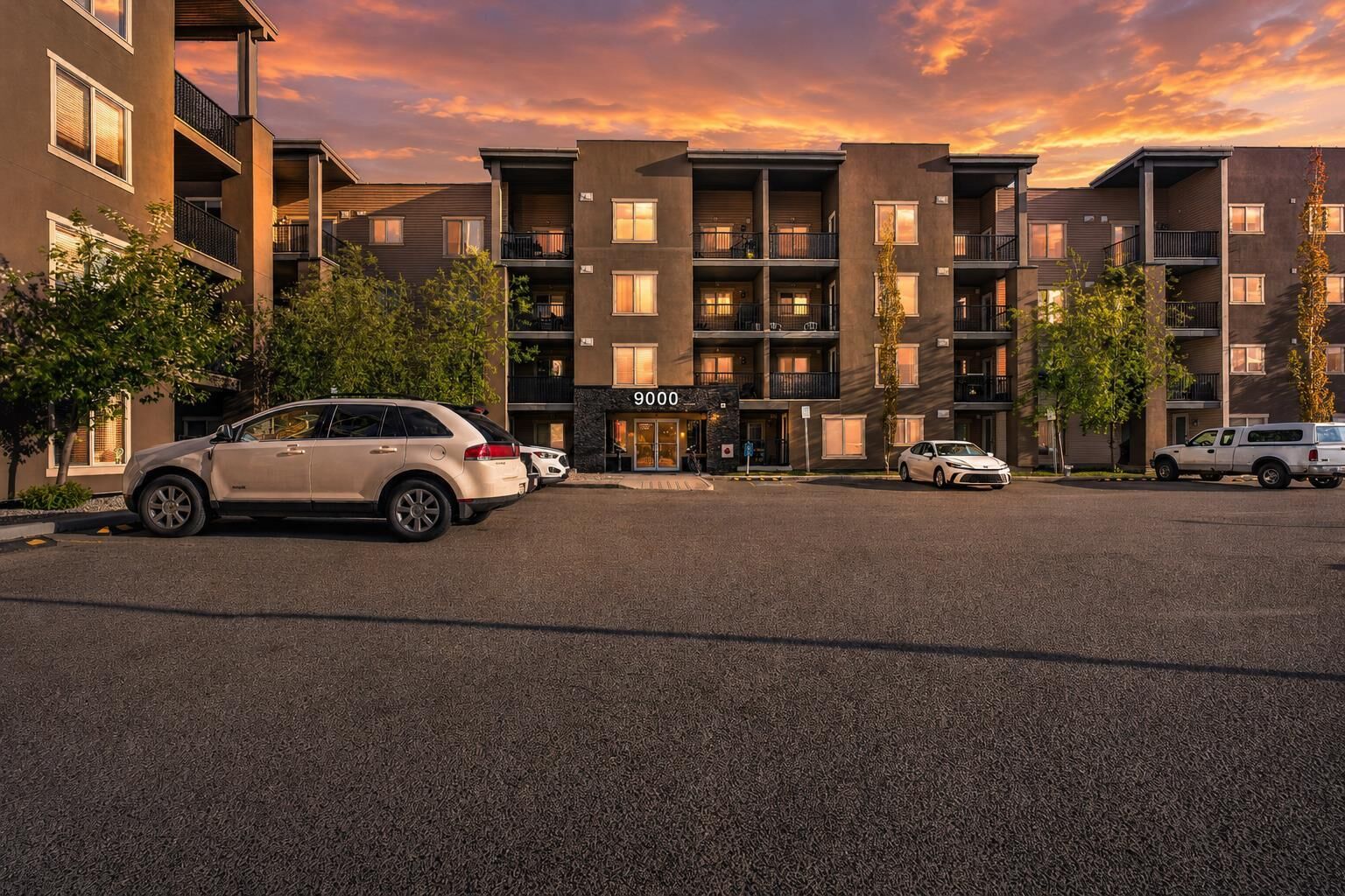 Property Photo:  403 Mackenzie Way SW 9103  AB T4B 3V7 