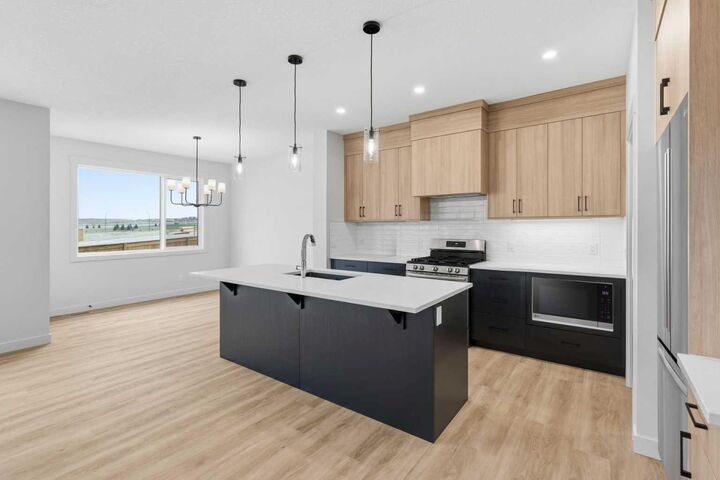 Property Photo: 190 Annette Landing NW AB T3R 2K2