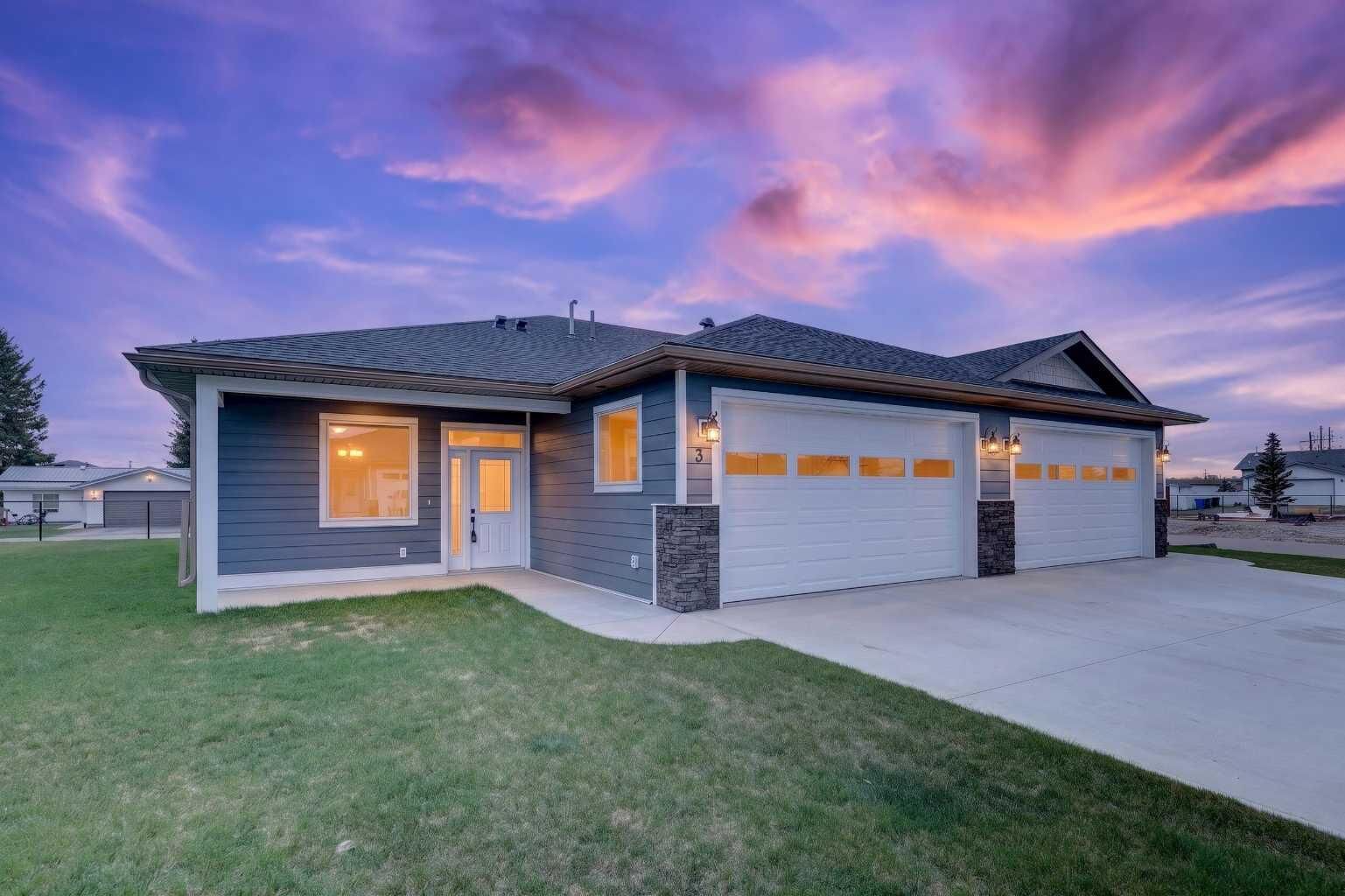 Property Photo:  610 4 Avenue SW 3  AB T0M 1X0 