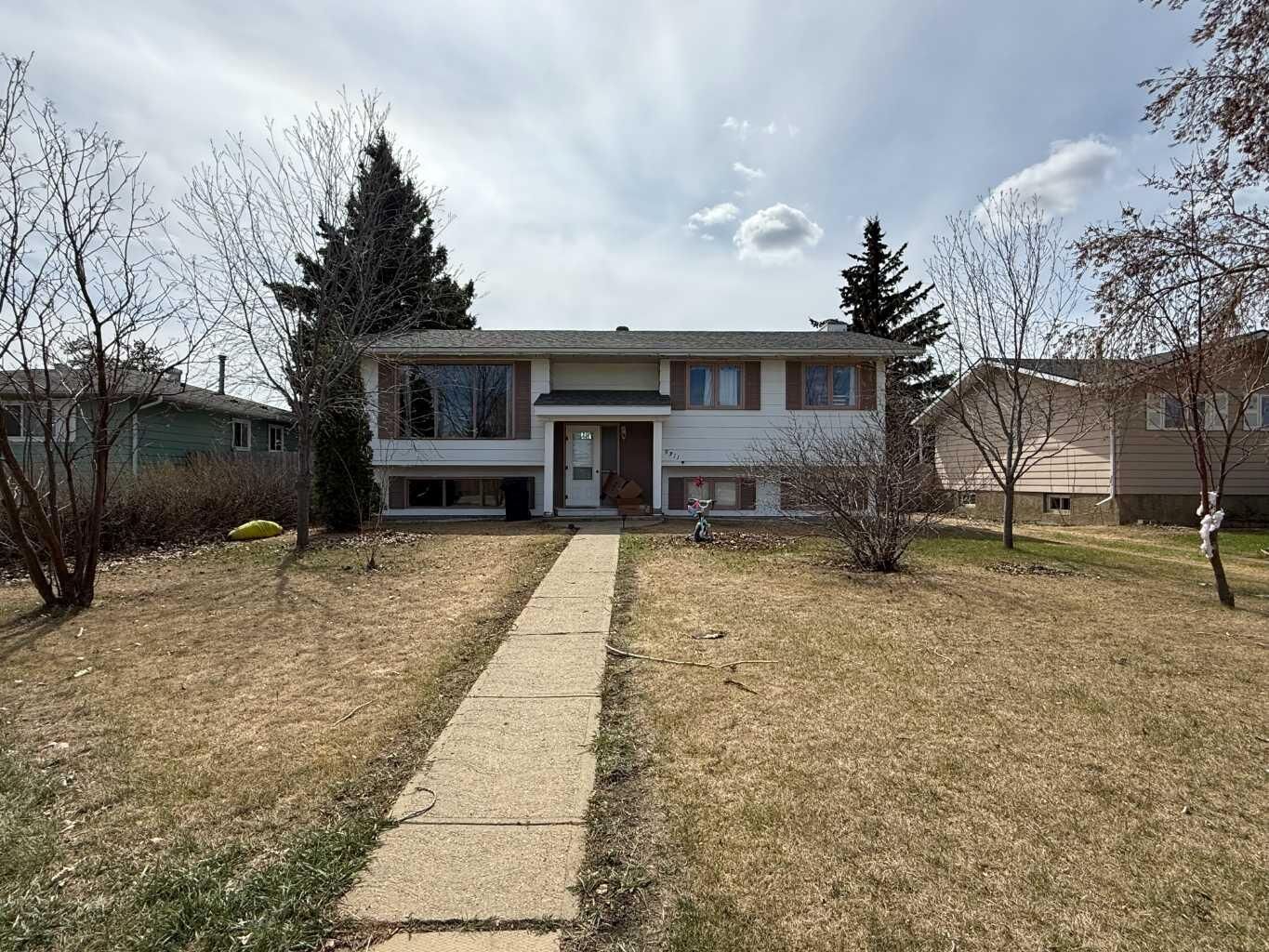 Property Photo:  5311 50 Avenue  AB T0H 1W0 