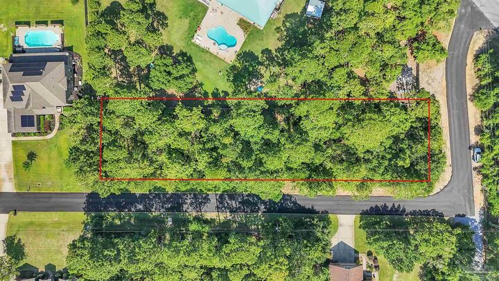 Property Photo: 000 Dubose Rd FL 32563