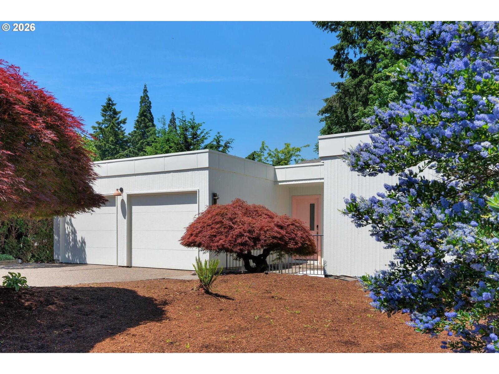 Property Photo:  2911 SW Plum Ct  OR 97219 