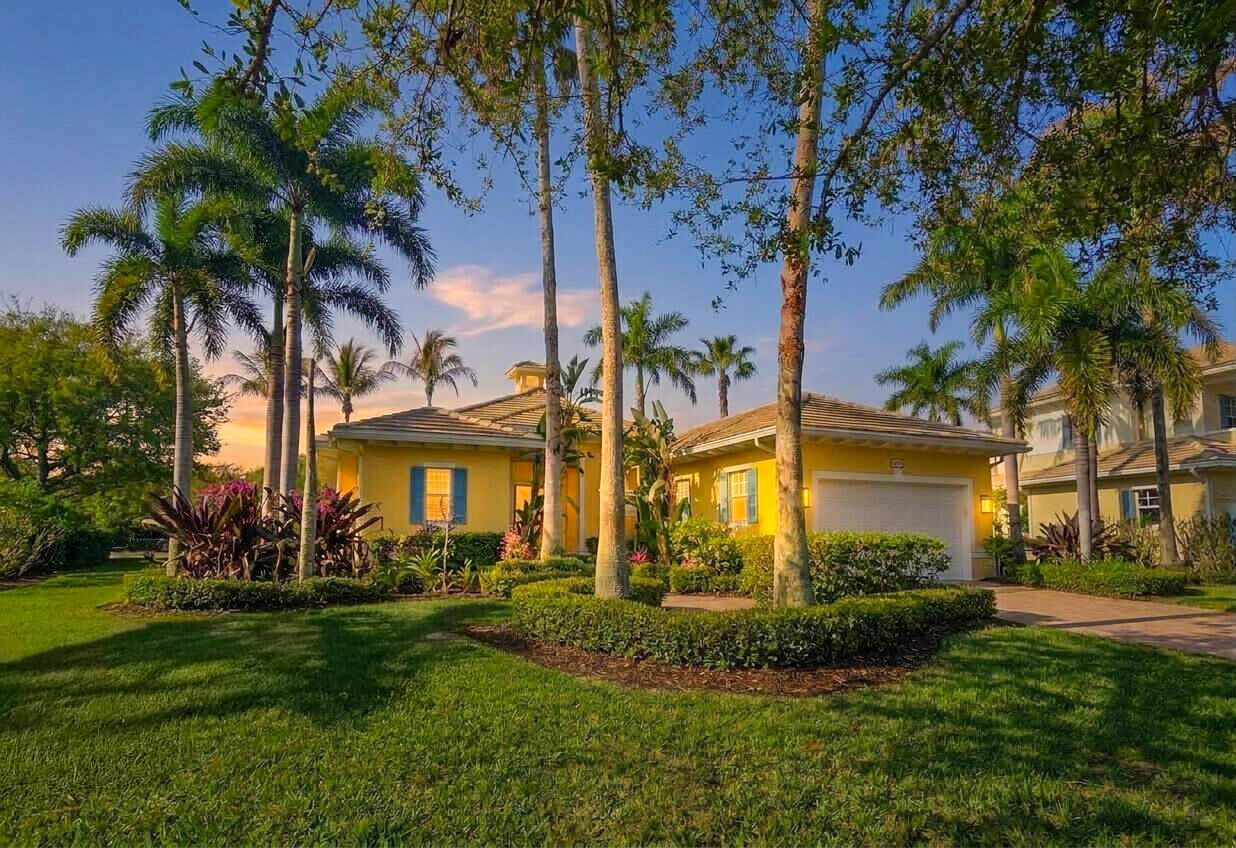 Property Photo:  2815 Saint Barts Square  FL 32967 