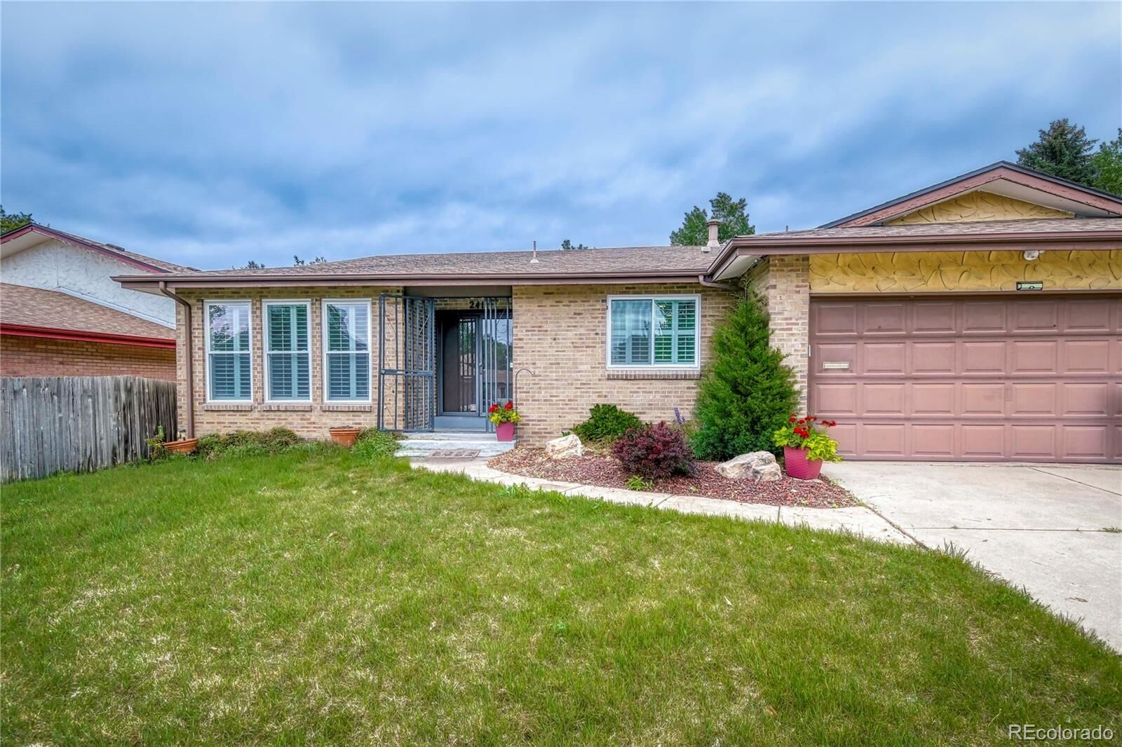 Property Photo:  241 S Leyden Street  CO 80224 