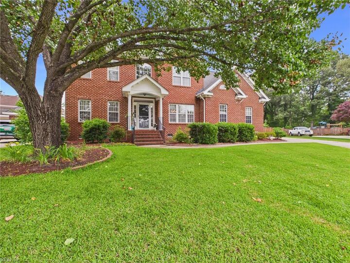 Property Photo:  804 Chris Ct  VA 23322 