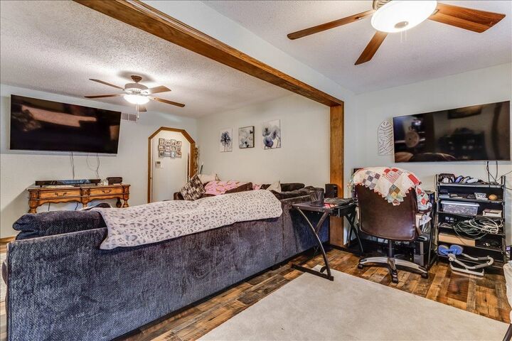 Property Photo:  4558 S Fern Ave  KS 67217-4351 