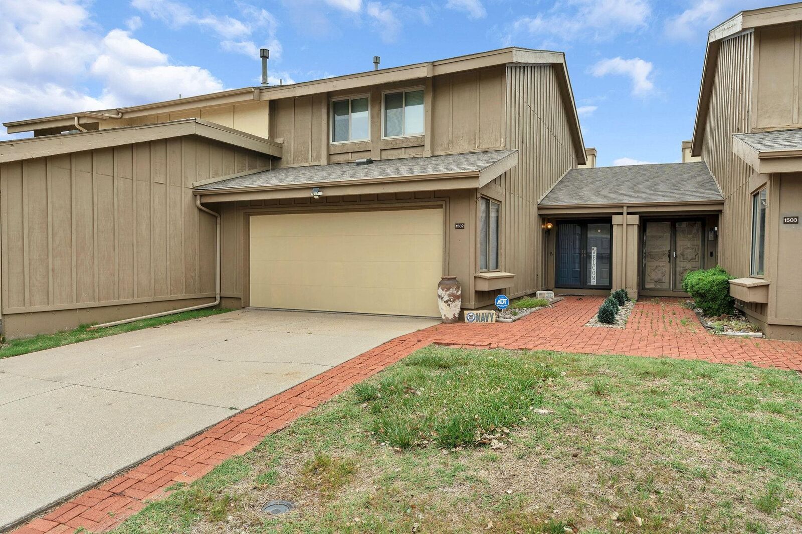 Property Photo: 8201 E Harry St KS 67207-4655