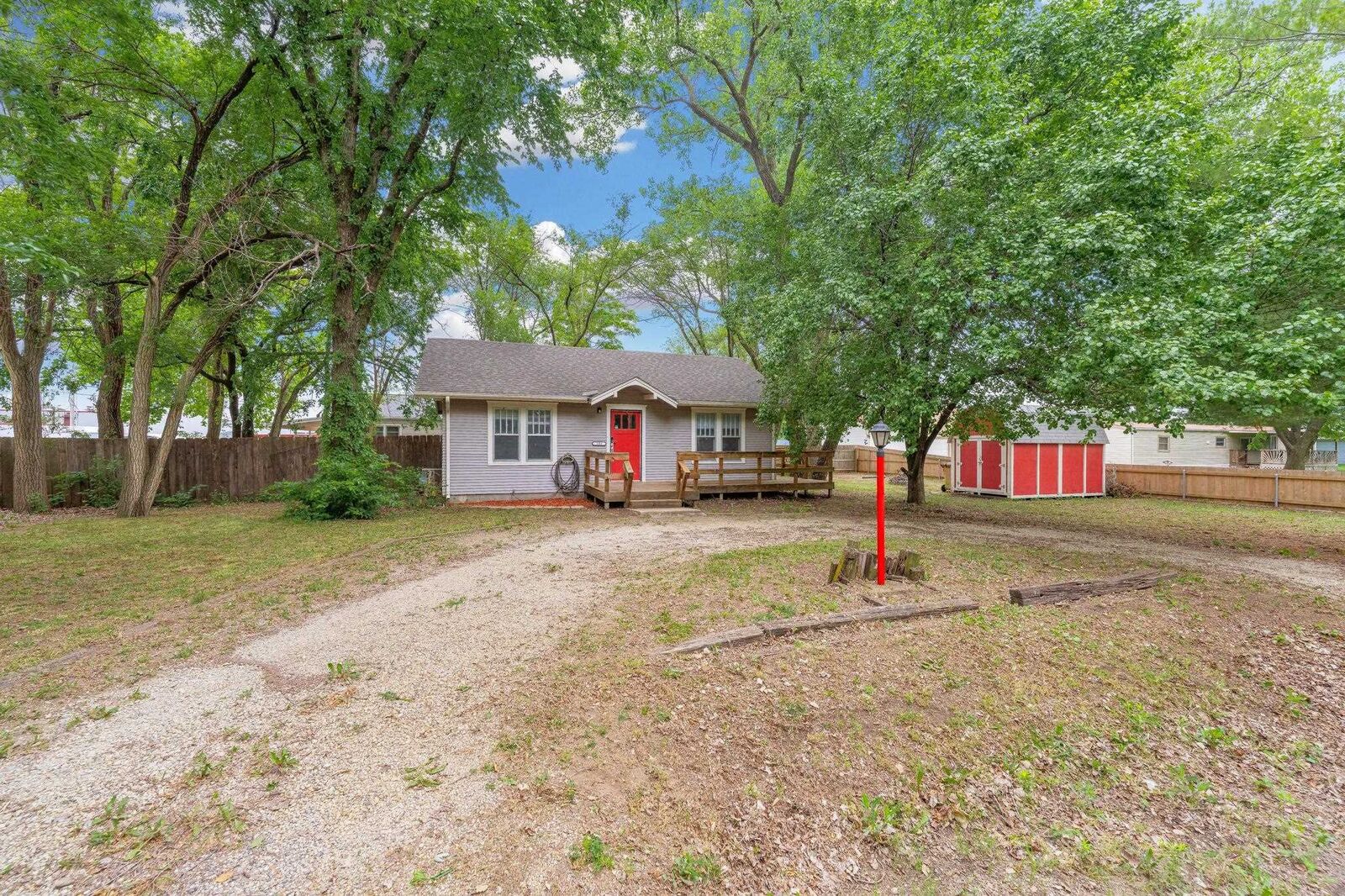 Property Photo:  103 W 57th St N  KS 67204-2101 