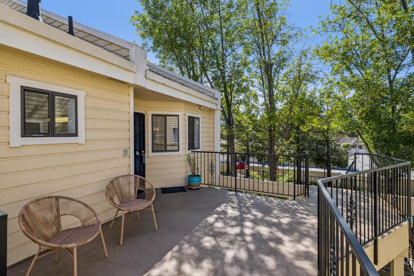 Property Photo:  576 West Parr Avenue 32  CA 95032 