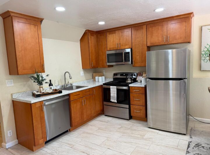 Property Photo:  2273 Beckham Way  CA 94541 