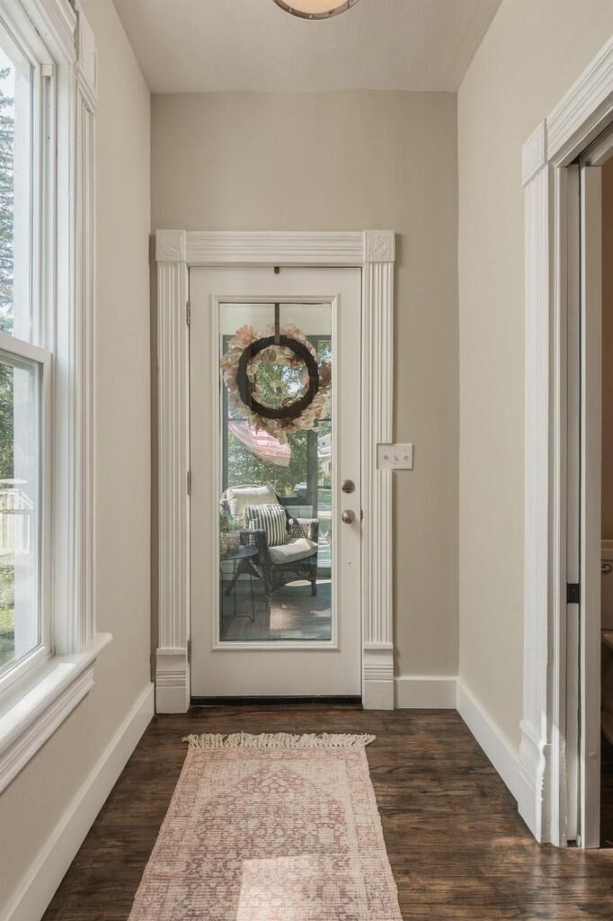Property Photo:  911 Watson Street  WI 54971 