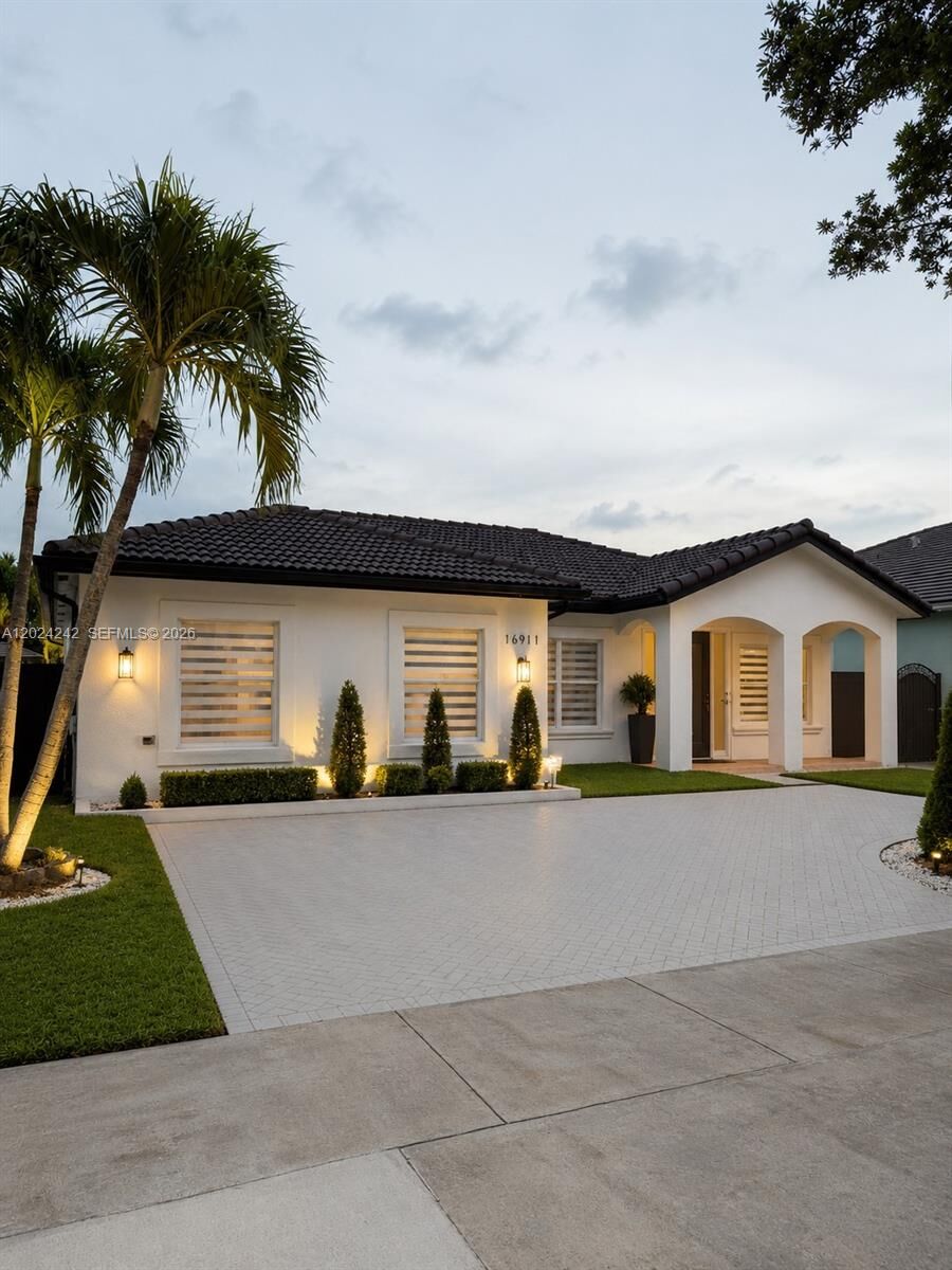 Property Photo:  16911 NW 87th Ct  FL 33018 
