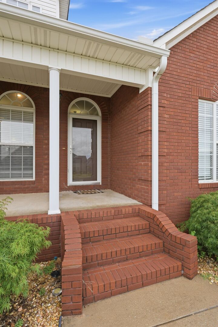Property Photo: 112 Aidan Ln AL 35661