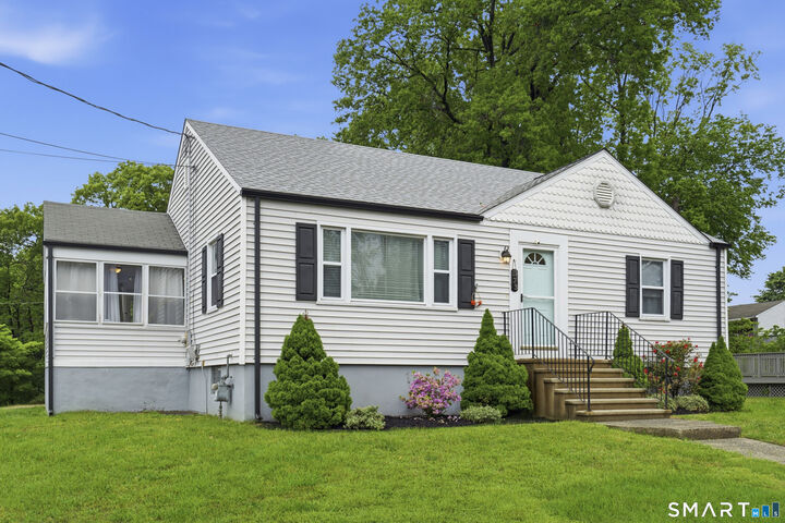 Property Photo:  173 Highland Street  CT 06516 