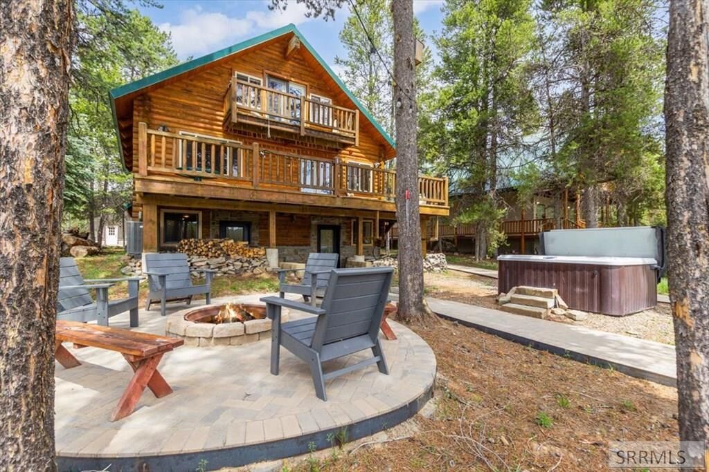 Property Photo:  3724 Snake River Road  ID 83429 