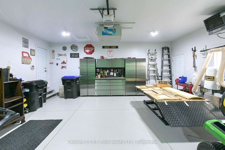 Property Photo: 3888 Melrose Drive ON L3V 0L3