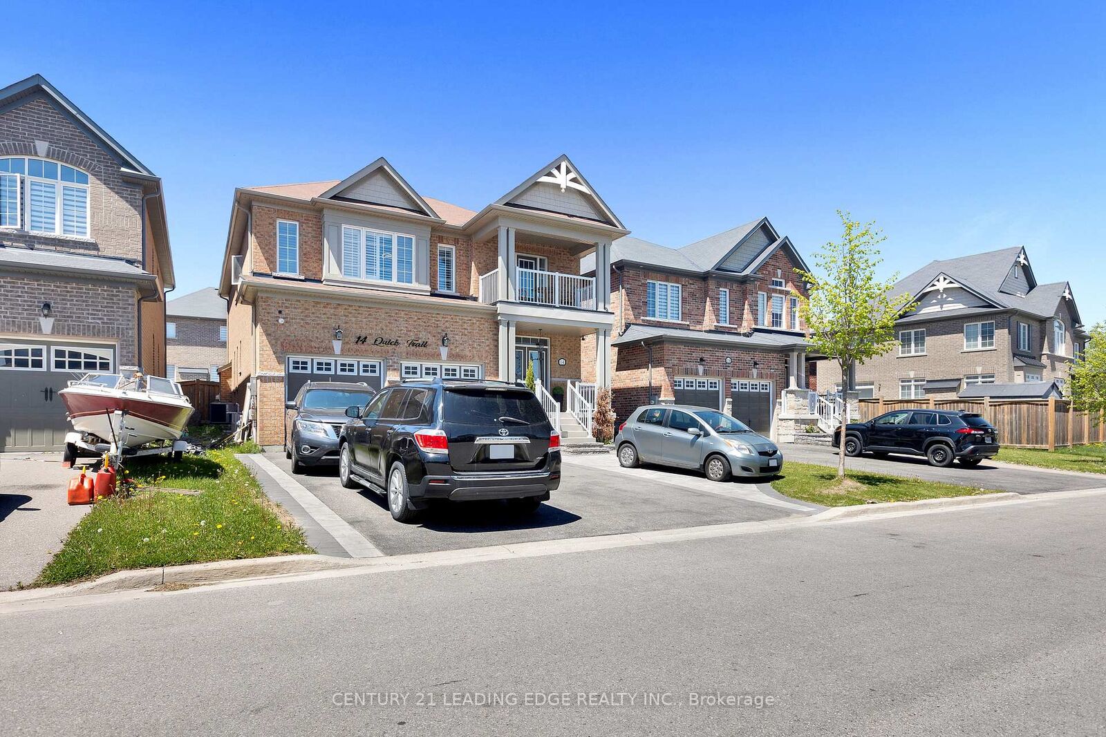 Property Photo:  14 Quick Trail  ON L1C 5N8 