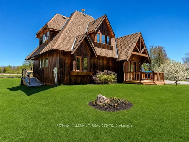 Property Photo: 4065 Glen Cedar Drive ON L3V 0S2