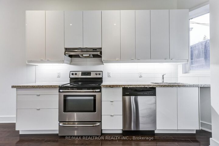 Property Photo: 588 Ossington Avenue ON M6G 3T5