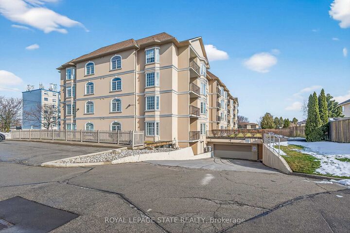 Property Photo: 908 Mohawk Road E 308 ON L8T 2R8