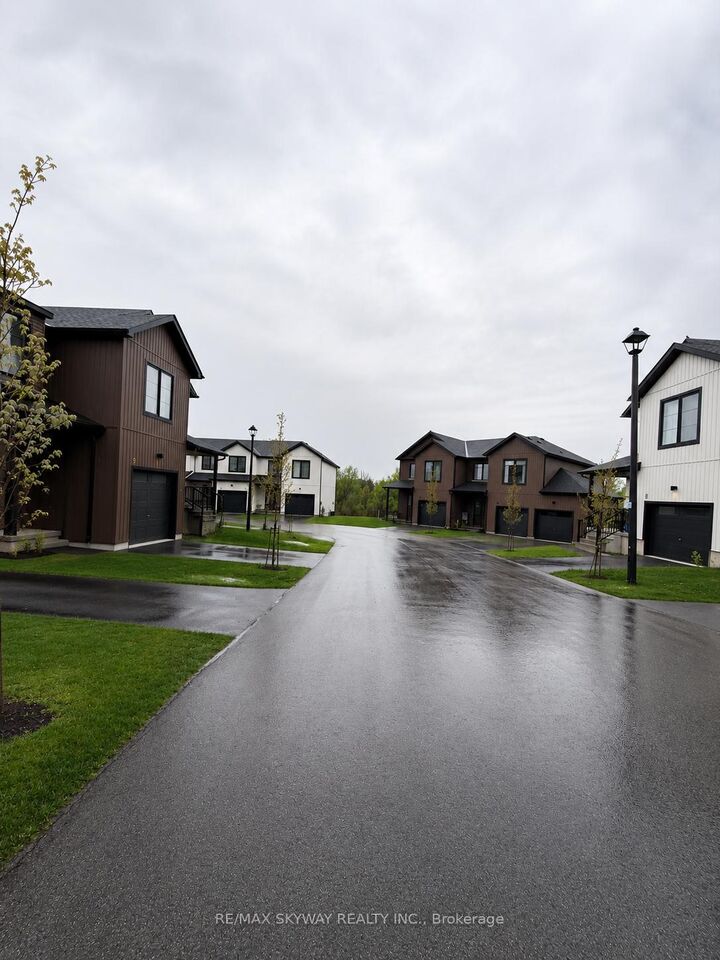 Property Photo: 5 Trailside Drive ON N0A 1S0