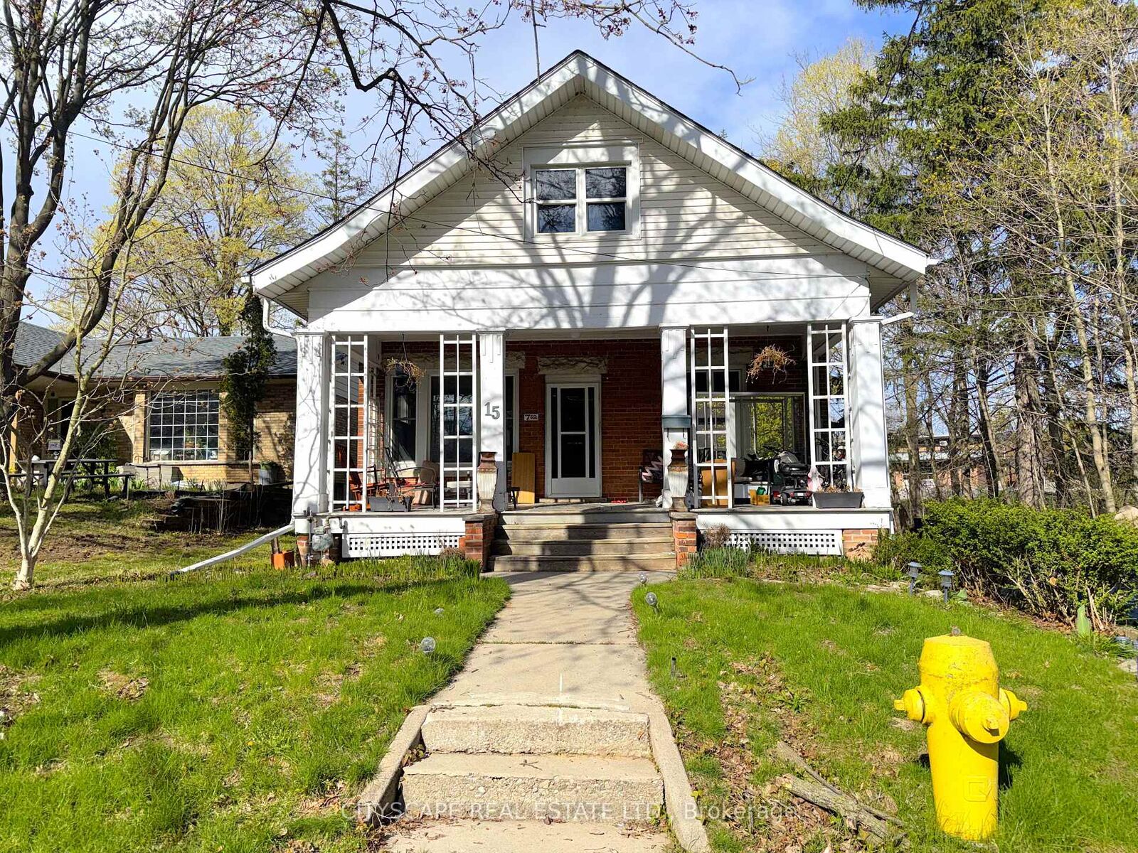 Property Photo: 15 Humberstone Avenue ON N3S 7A4