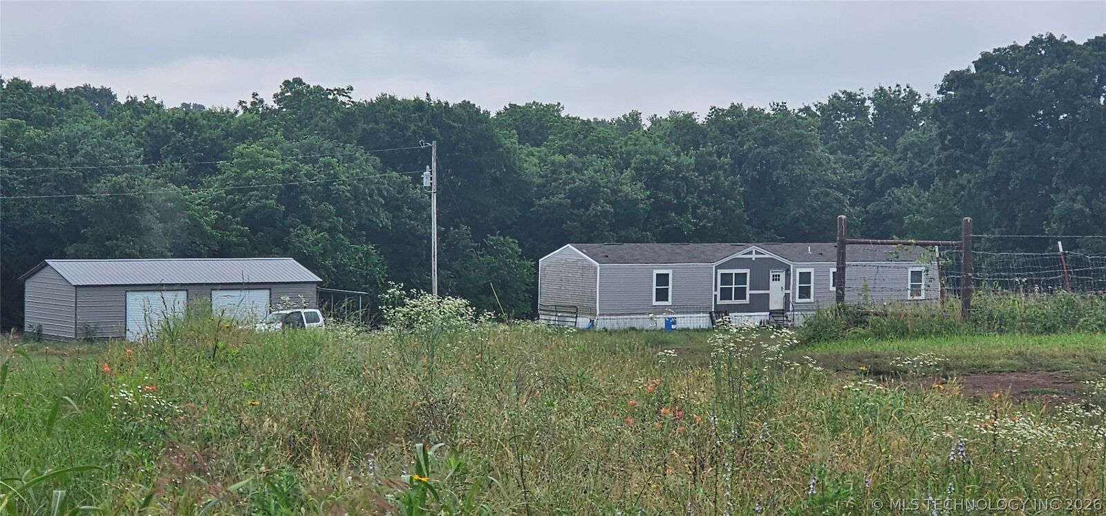Property Photo:  430190 E 1020 Rd  OK 74469 